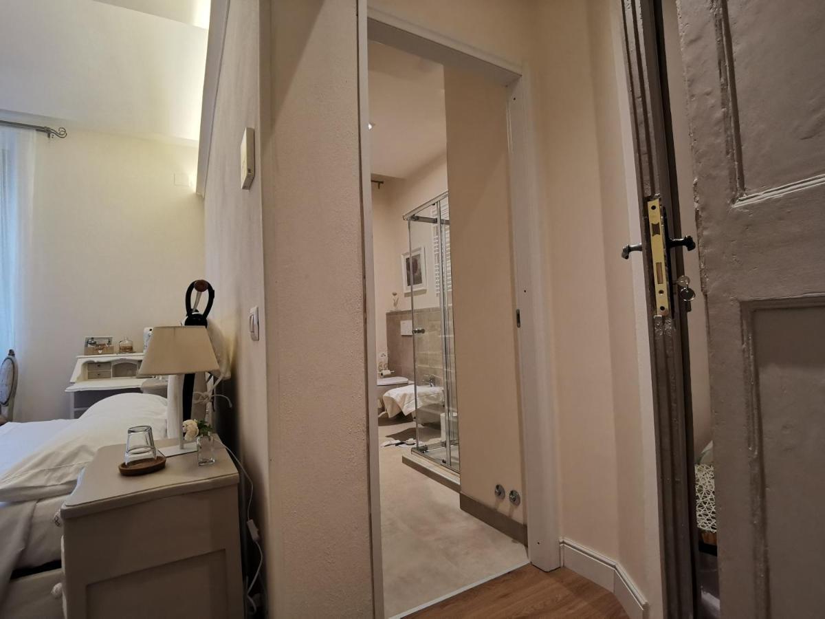 Camera Matrimoniale con Bagno Privato