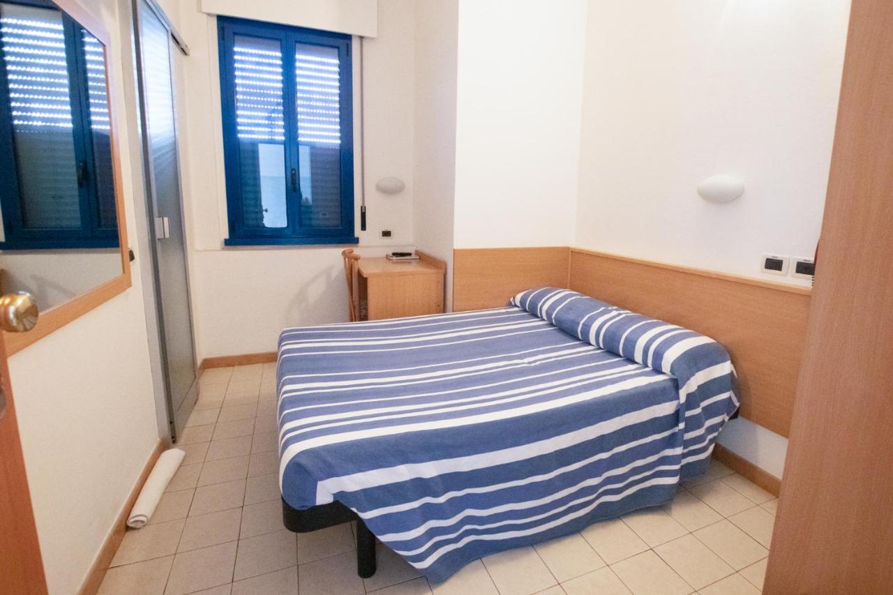 Budget Single Room