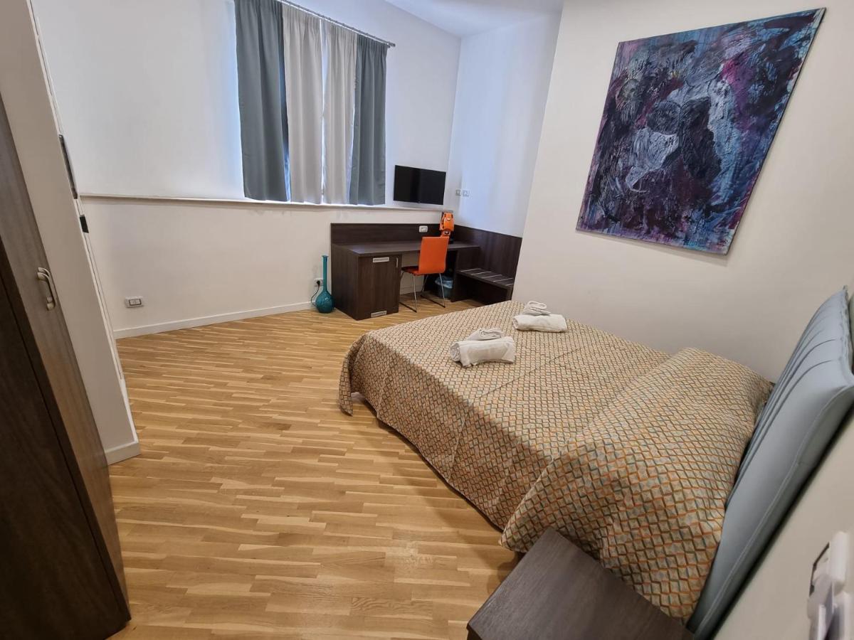 Pokój dwuosobowy z prywatną łazienką