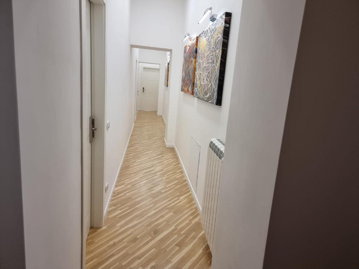 Pokój Trzyosobowy z prywatną łazienką