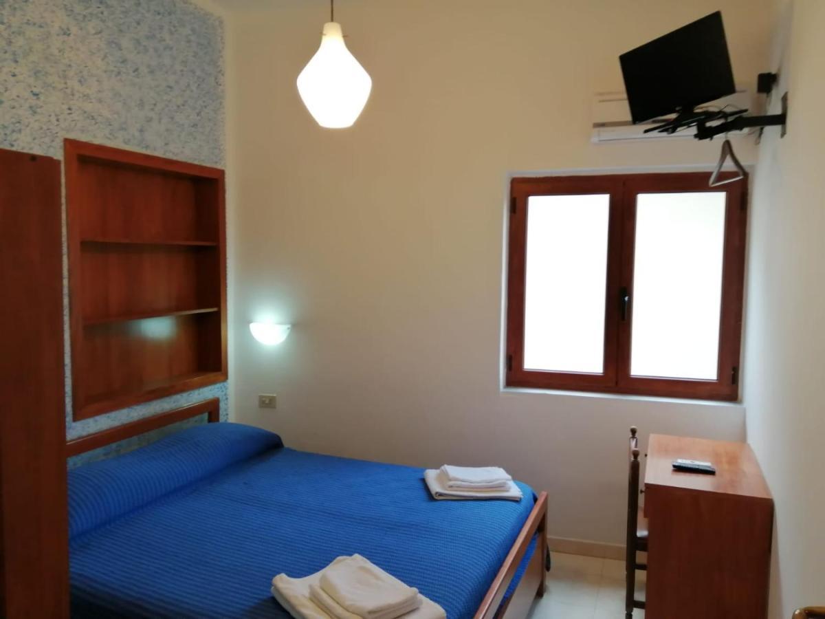 Economy Double Room,1140974935:JPEG