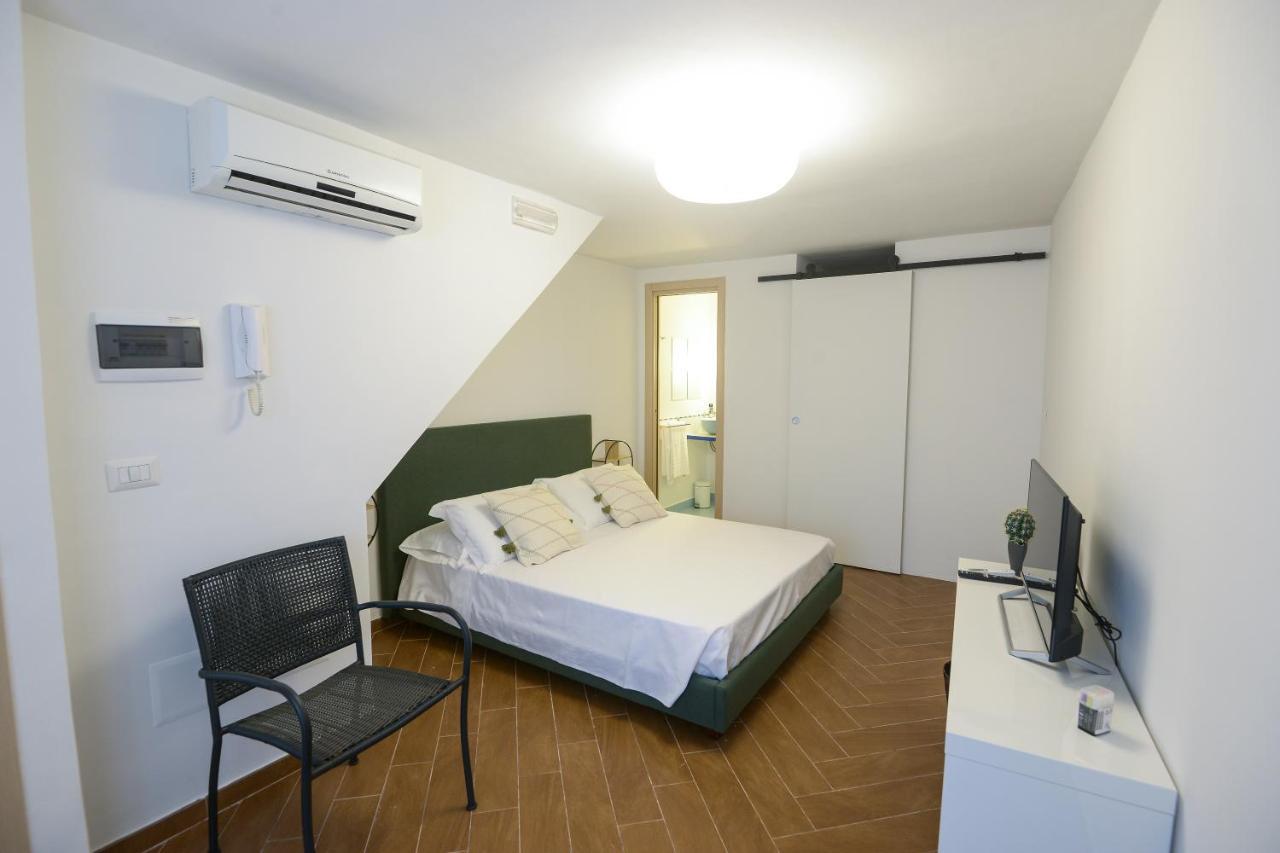 Double Room Private Bathroom