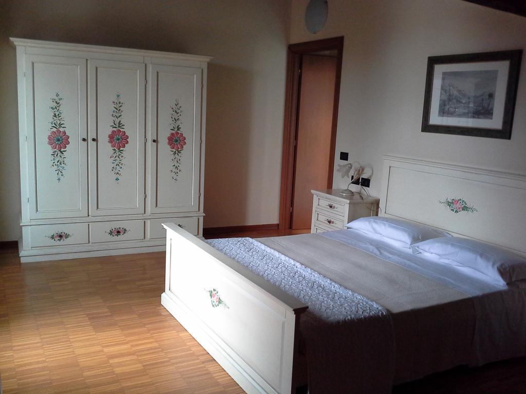 Triple Room,114586496:JPEG
