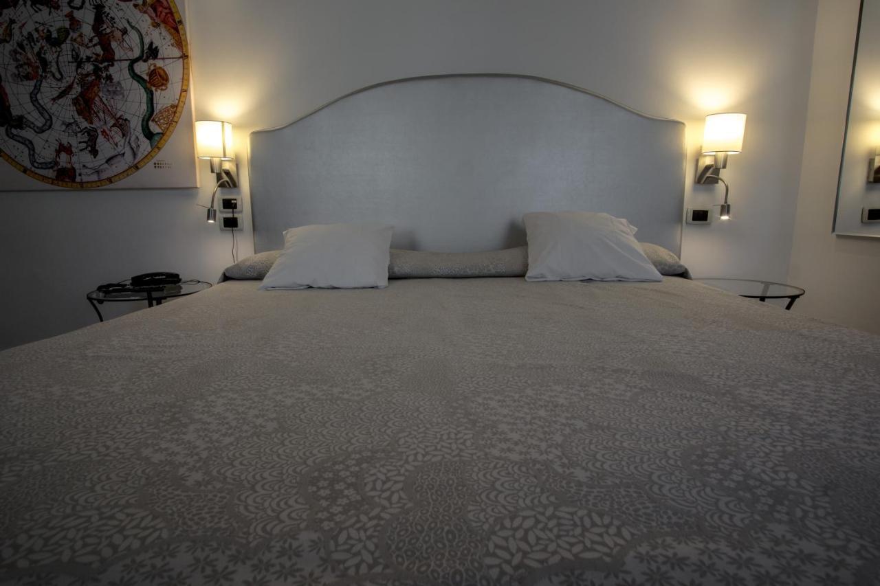 Quarto Comfort com Cama de Casal ou 2 de Solteiro