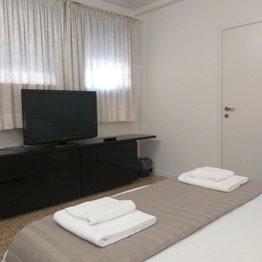 Chambre Double avec Salle de Bains Commune