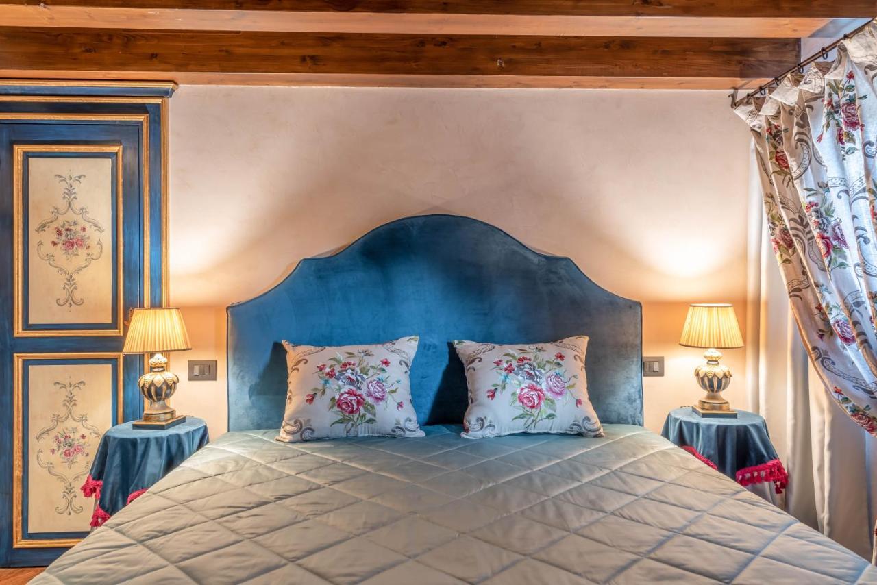 Deluxe Double Room with Castle View