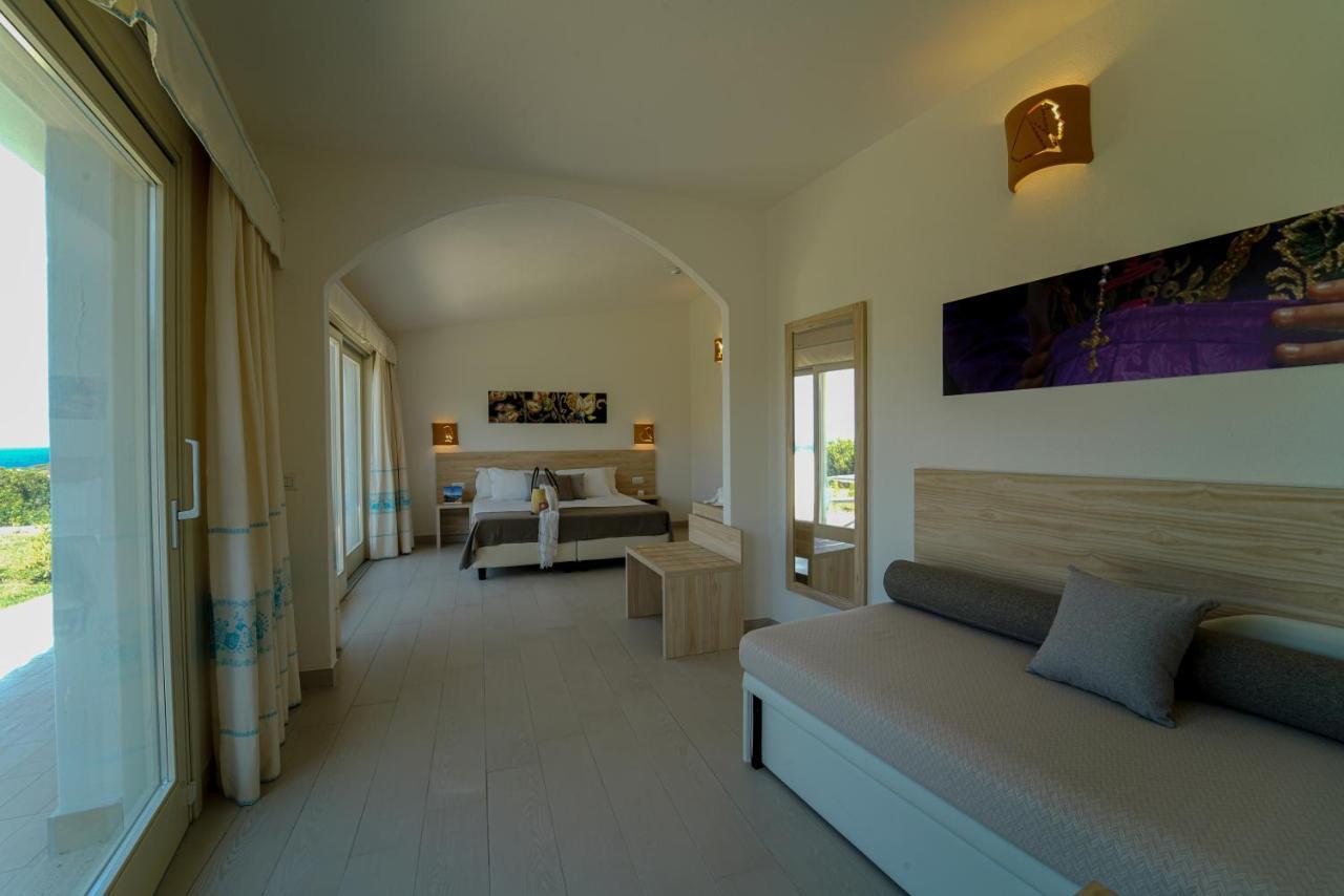 Habitación Triple con vistas al mar