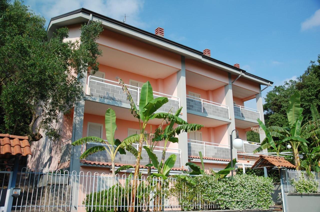 Three-Bedroom Holiday Home,1594684105:JPEG