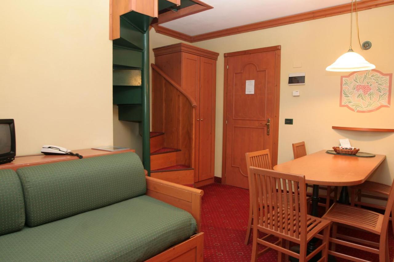 Superior Apartment,1152728478:JPEG