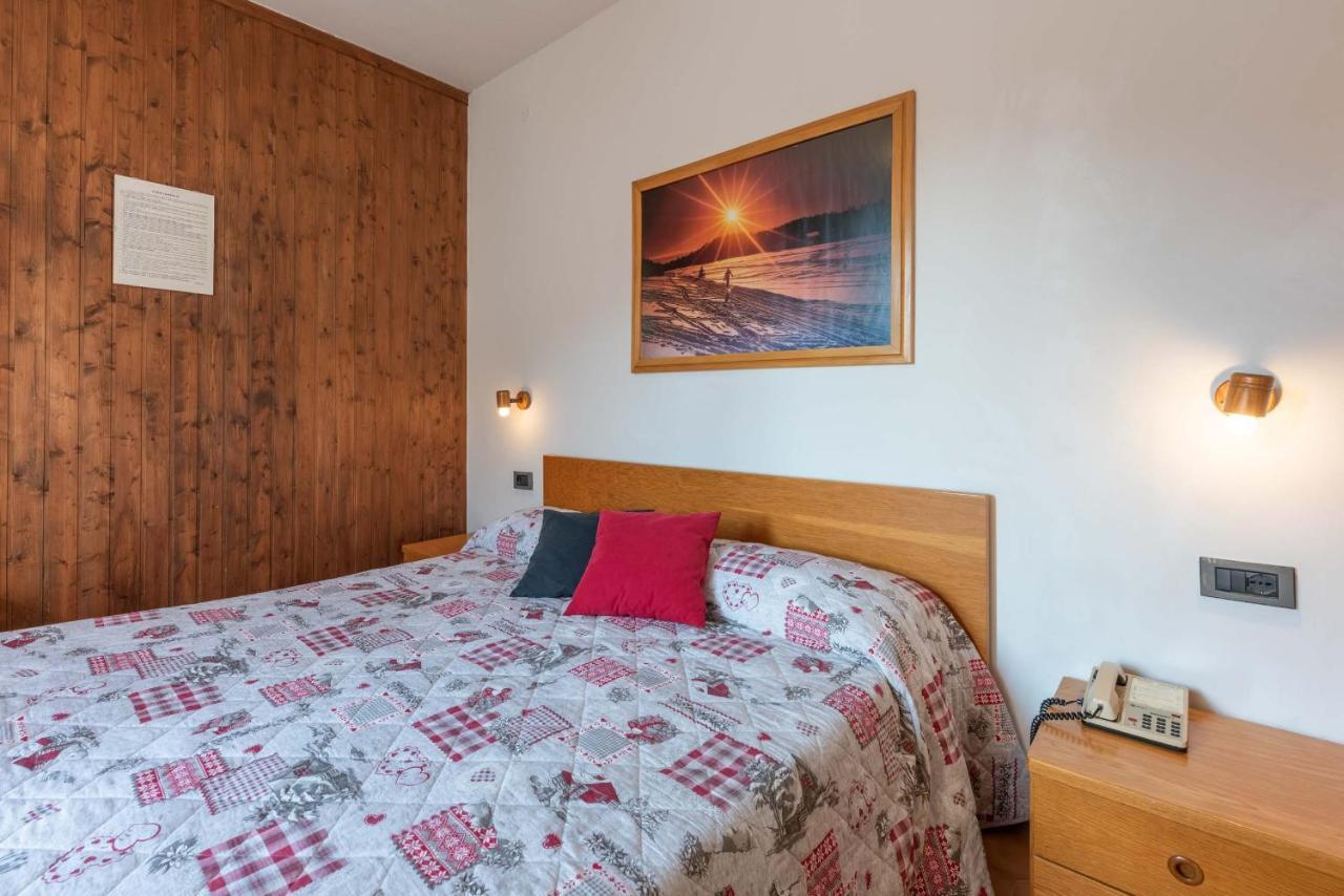 Standard Double Room,1152735402:JPEG