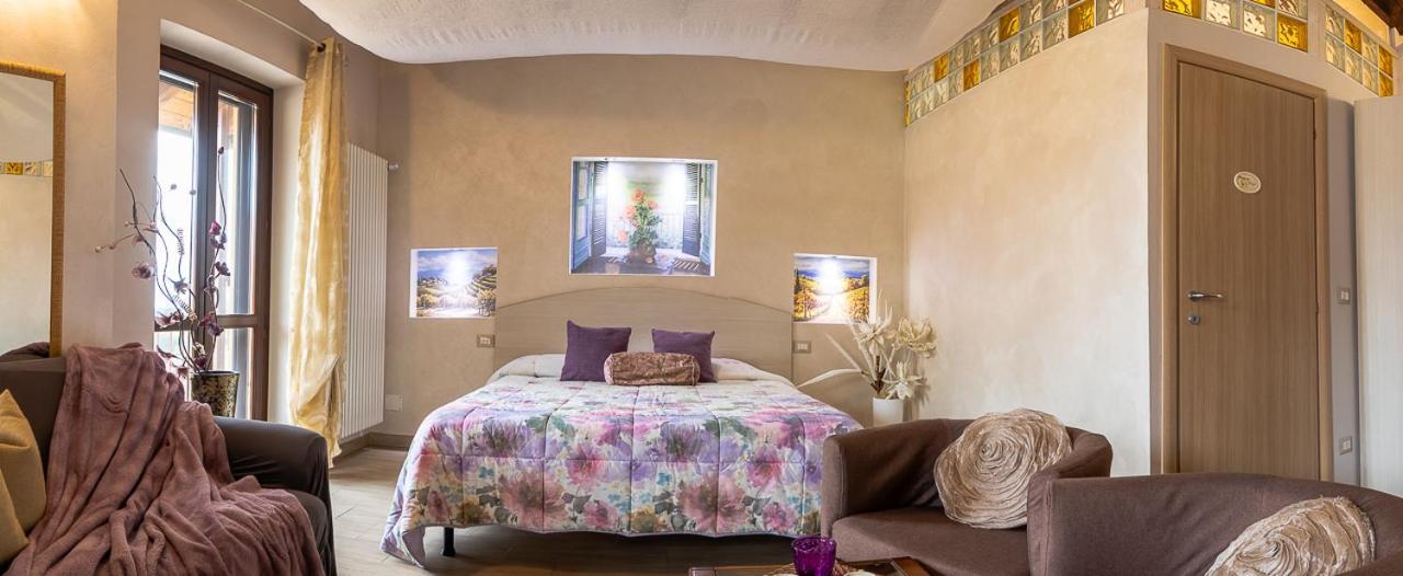 Suite,1153516530:JPEG