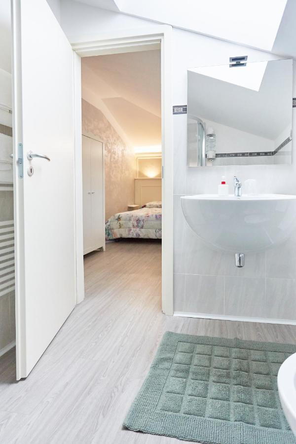 Economy Double Room,1163363766:JPEG