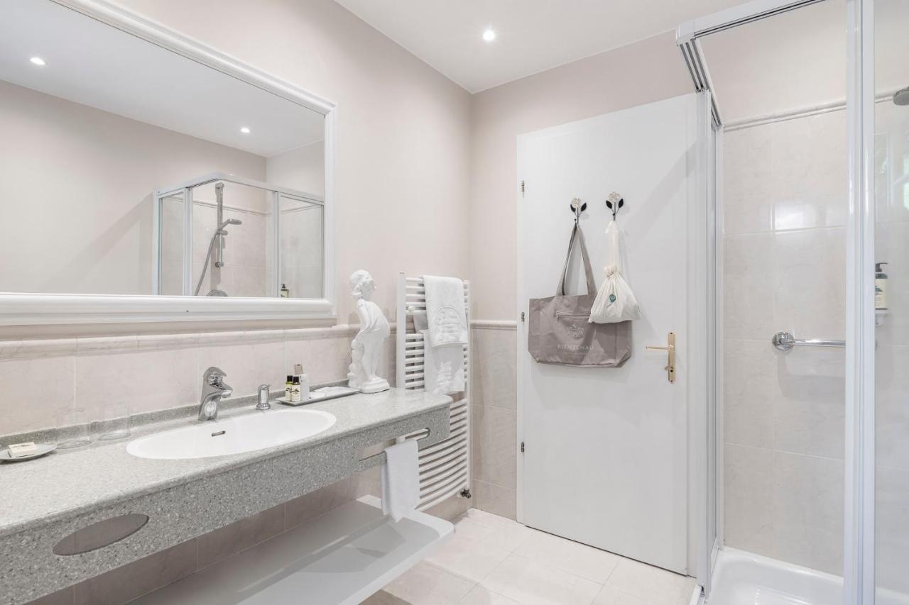 Superior Double Room with Balcony
