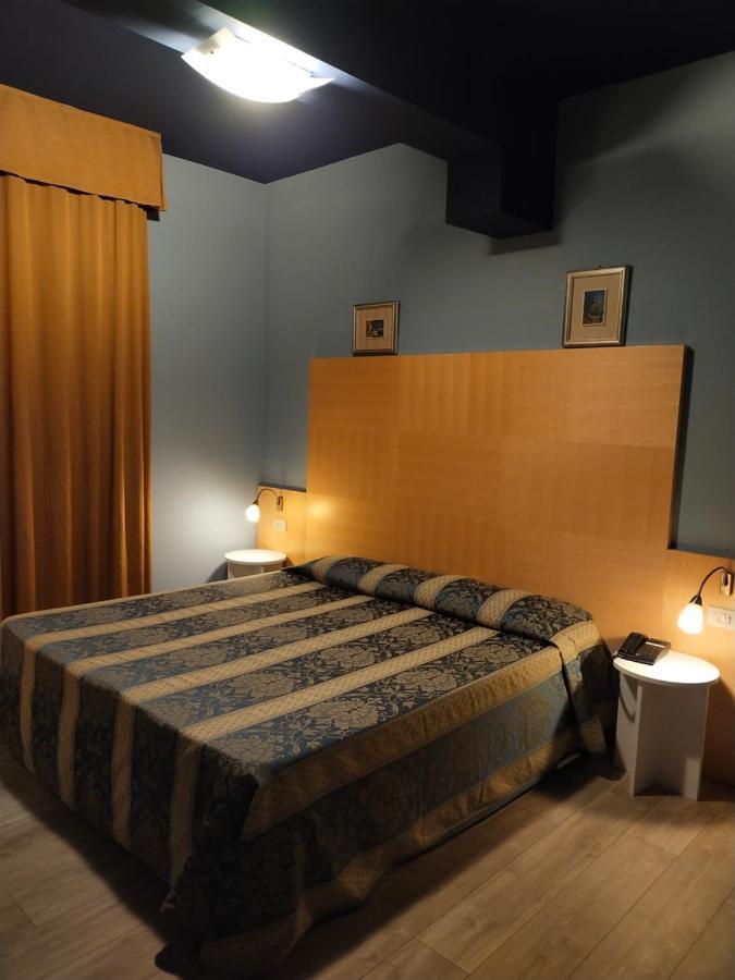 Standard Double or Twin Room,1671947183:JPEG