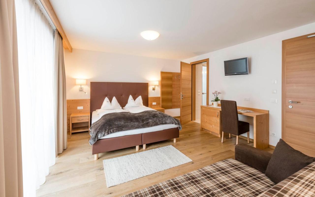 Superior Double or Twin Room,655305381:JPEG