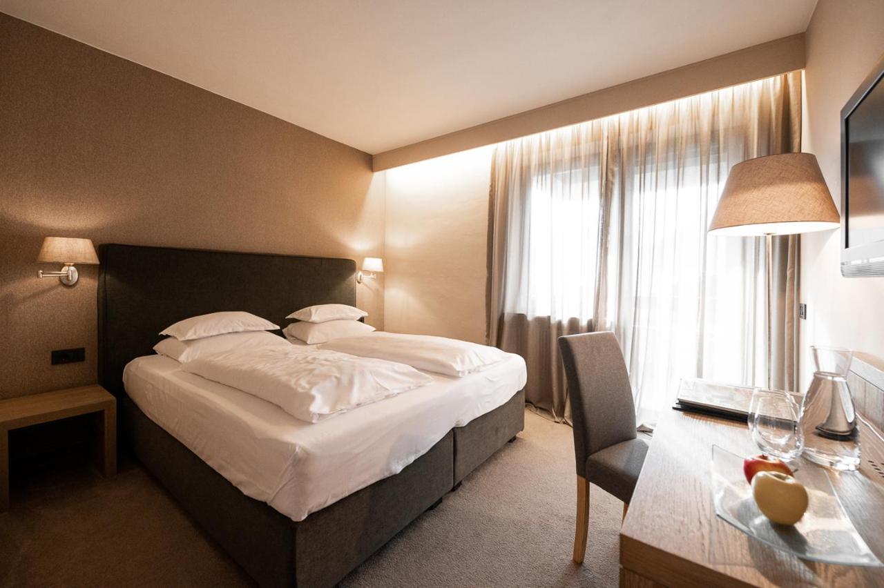 Business Tweepersoonskamer (1 Tweepersoonsbed of 2 Aparte Bedden) met Balkon