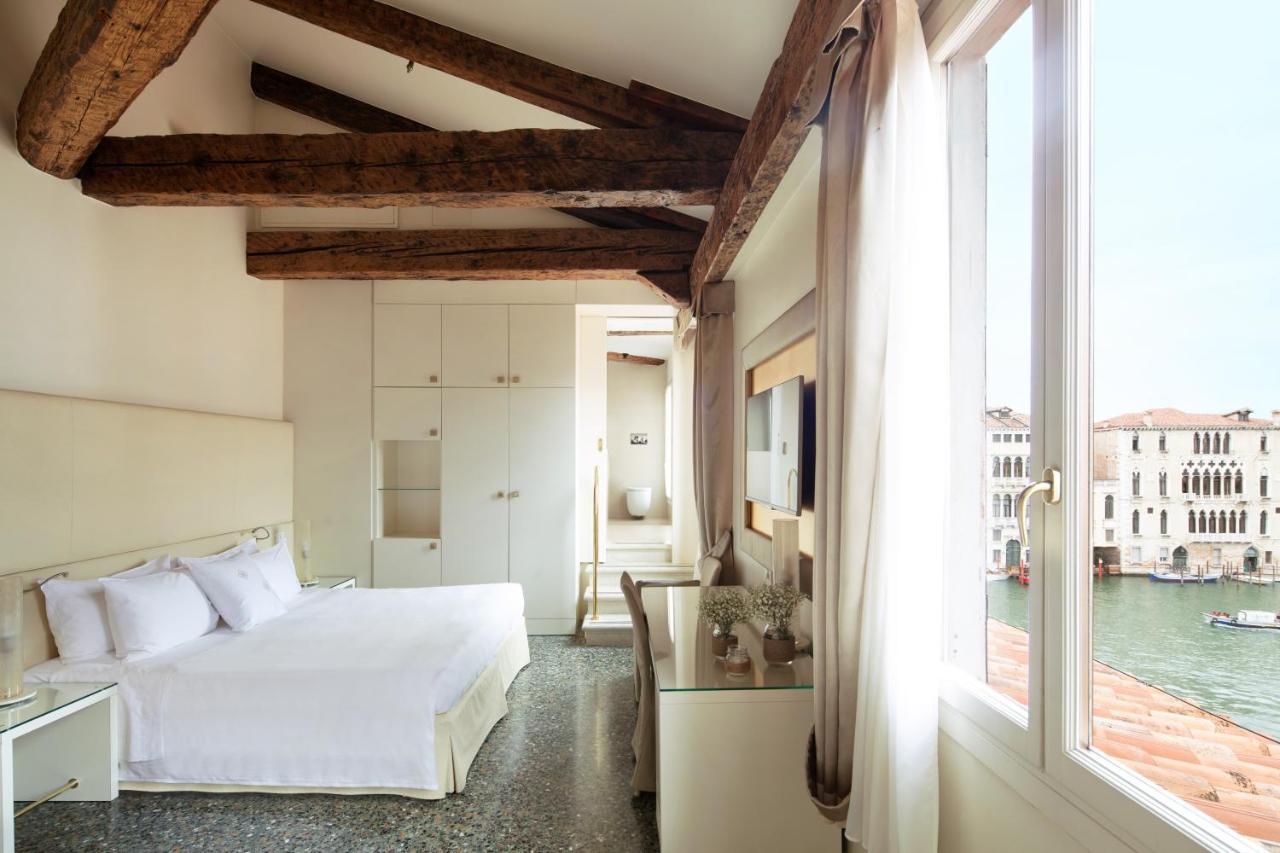Premium Tweepersoonskamer met 1 of 2 Bedden en Uitzicht