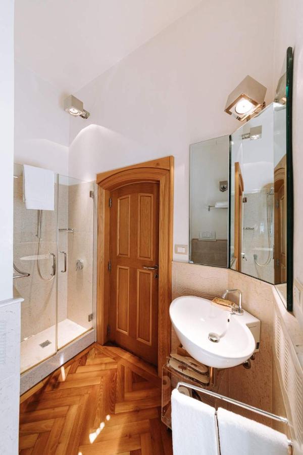 Standard Double or Twin Room,1180831036:JPEG
