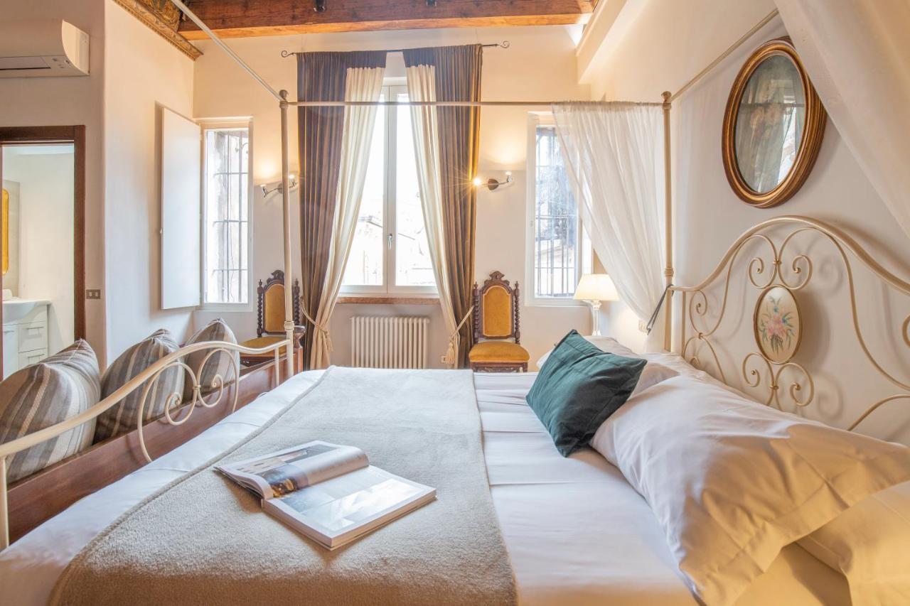 Apartament typu Superior z 2 sypialniami, tarasem i widokiem na miasto
