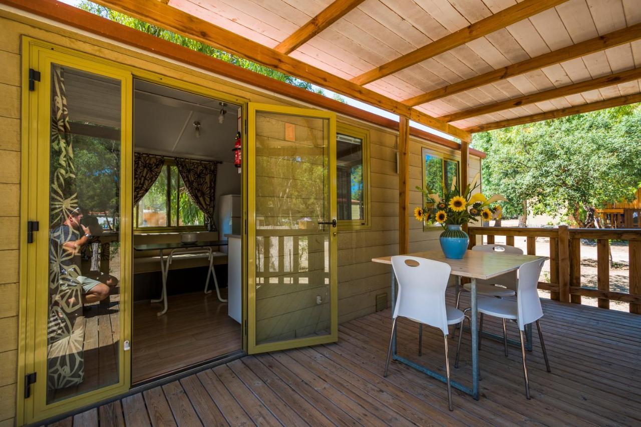 Three-Bedroom Mobile Home,179338920:JPEG