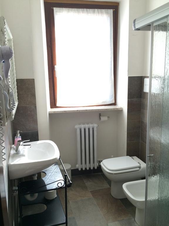 Eenpersoonskamer met Gedeelde Badkamer