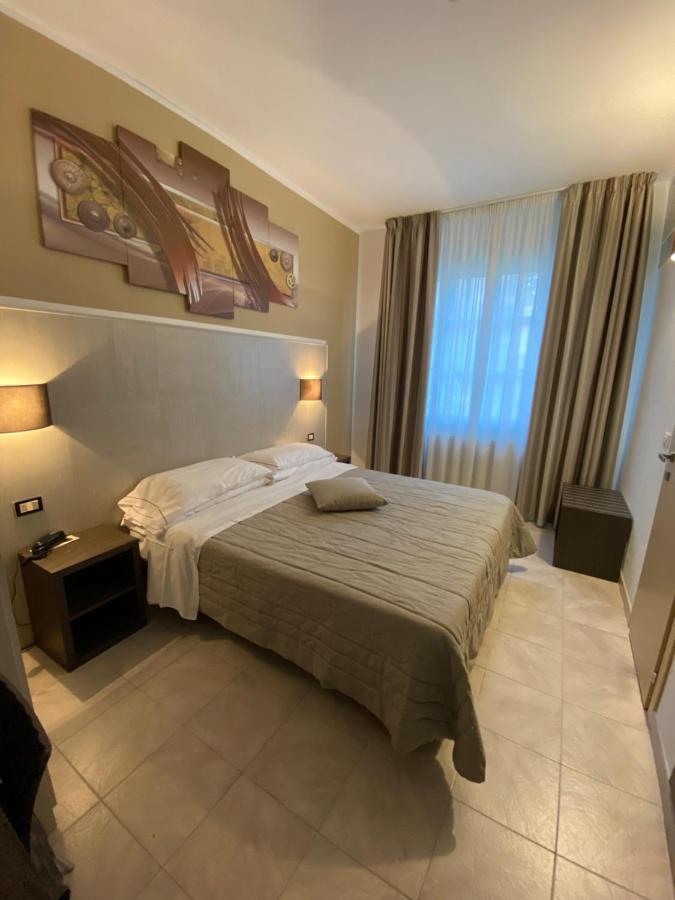 Double Room,157933425:JPEG