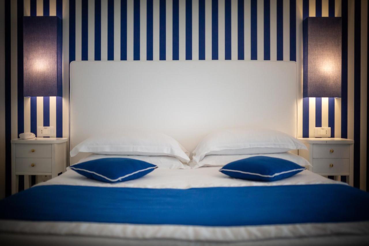 Comfort Room,1195083946:JPEG