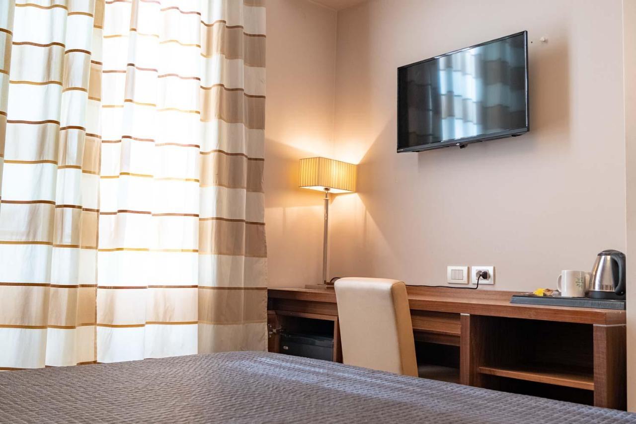 Standard Double or Twin Room,1197336196:JPEG