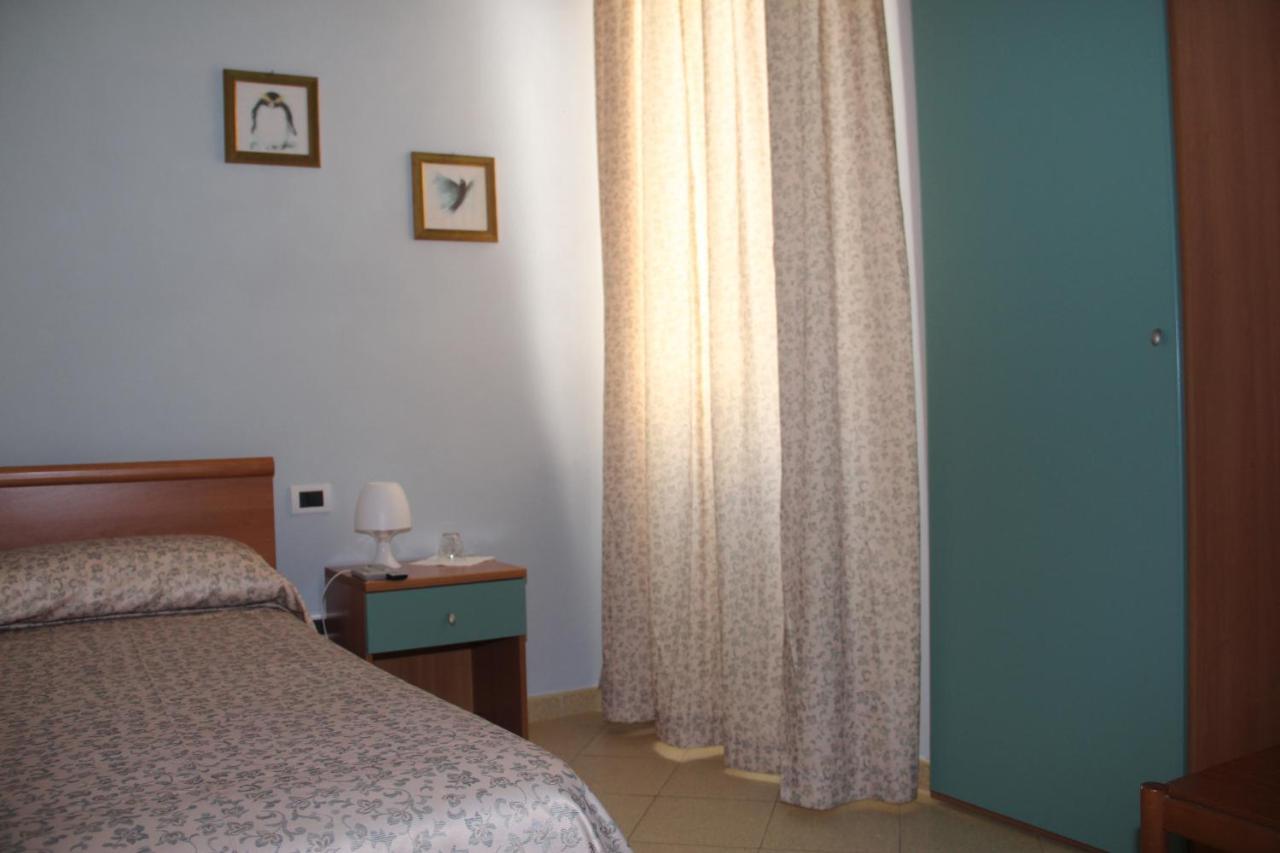Single Room,1227561515:JPEG
