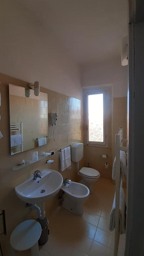 Basic Triple Room