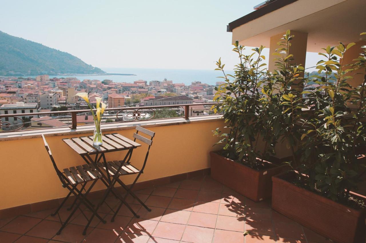 Camera Deluxe Matrimoniale/Doppia con Letti Singoli con Vista Mare