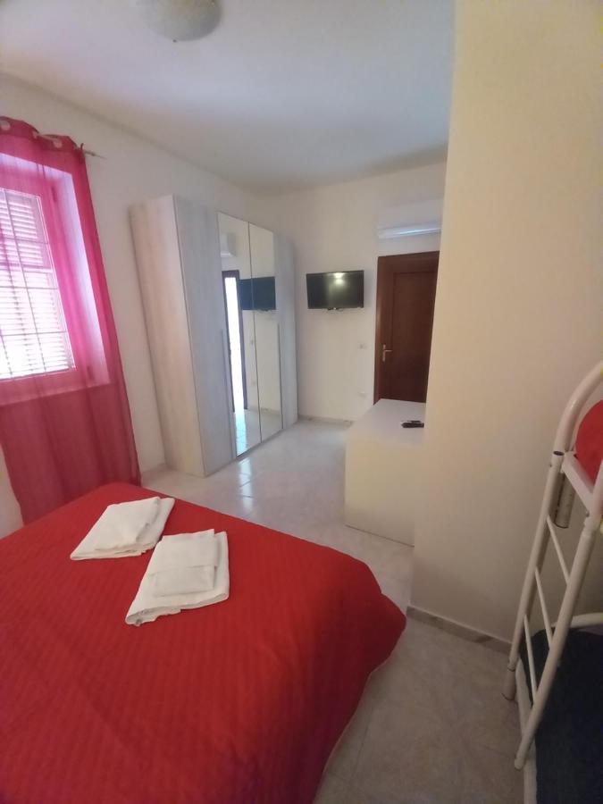 Classic Quadruple Room,1202923711:JPEG