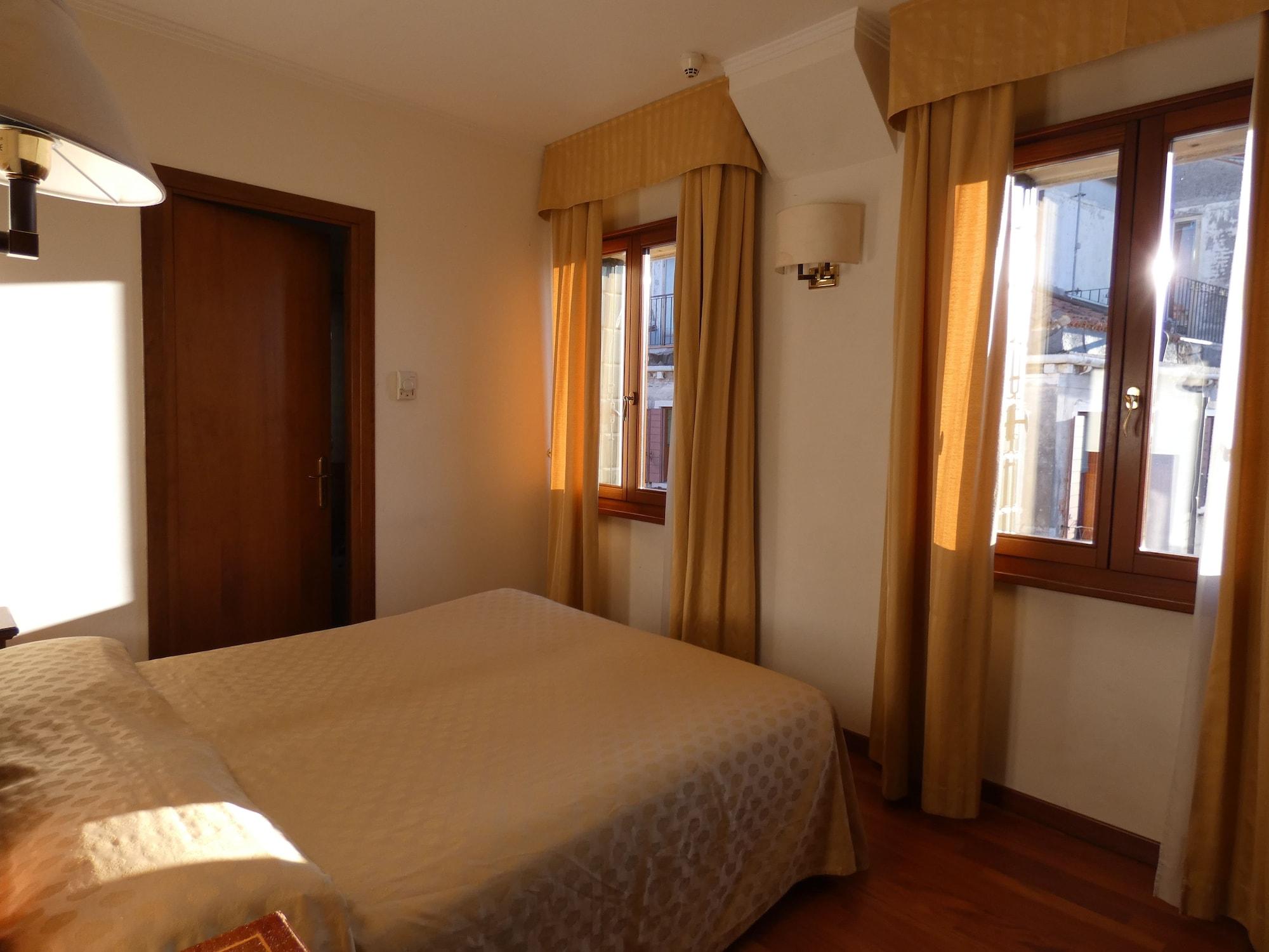 Quarto Duplo Clássico
