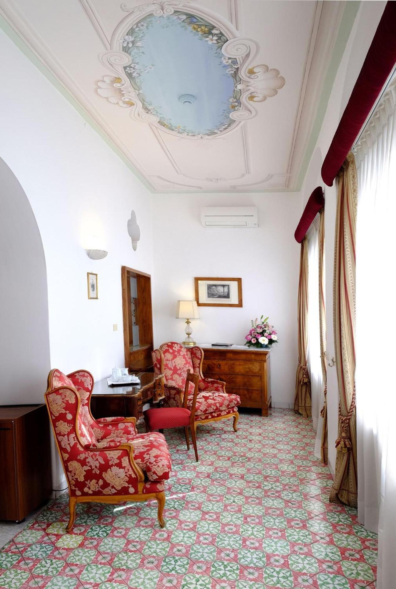 Junior Suite,1209494935:JPEG