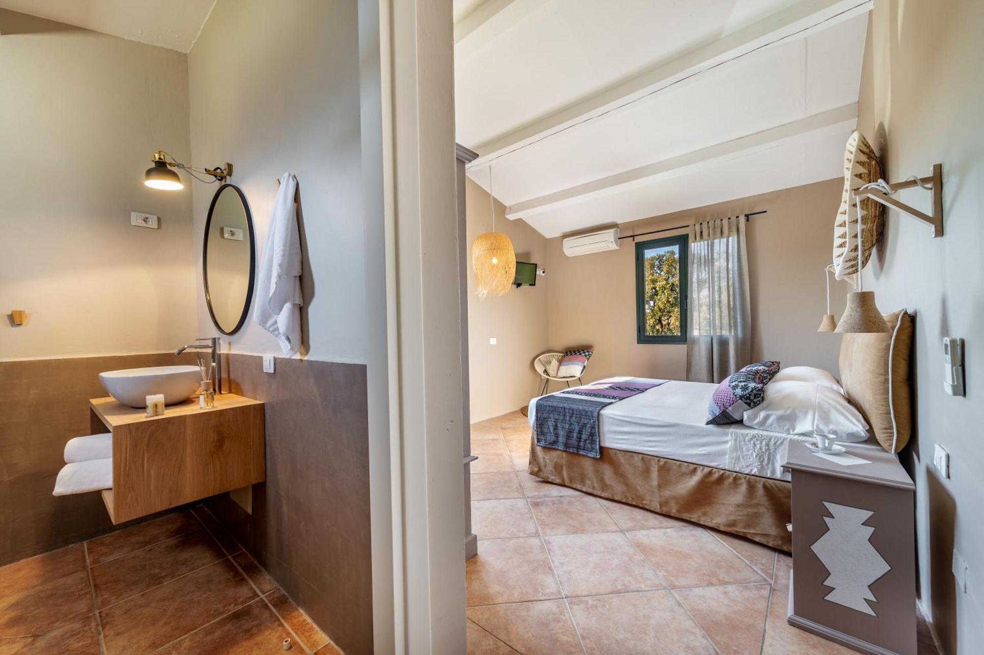Double Room,1274638816:JPEG