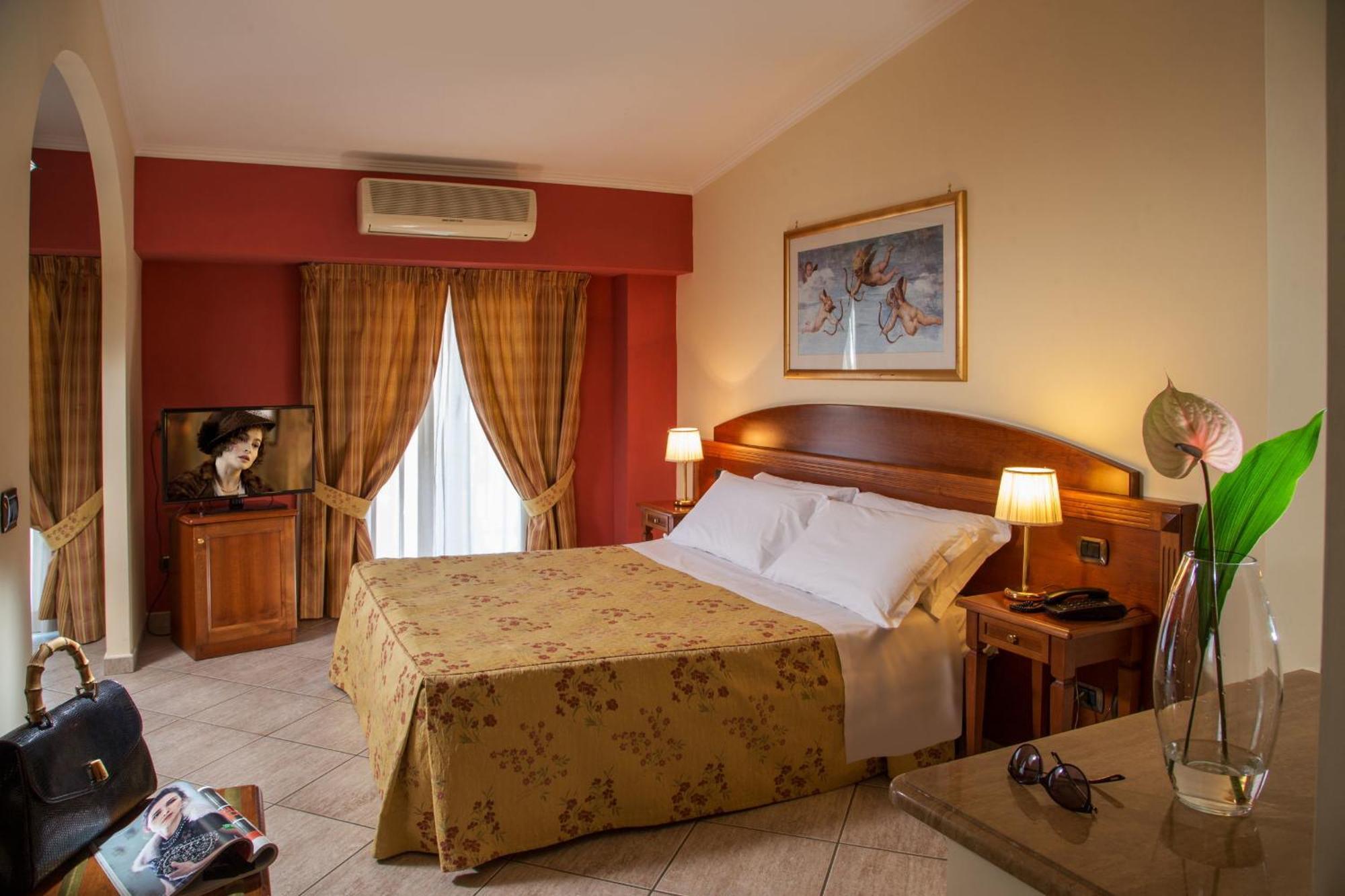 Quadruple Room,1494264847:JPEG