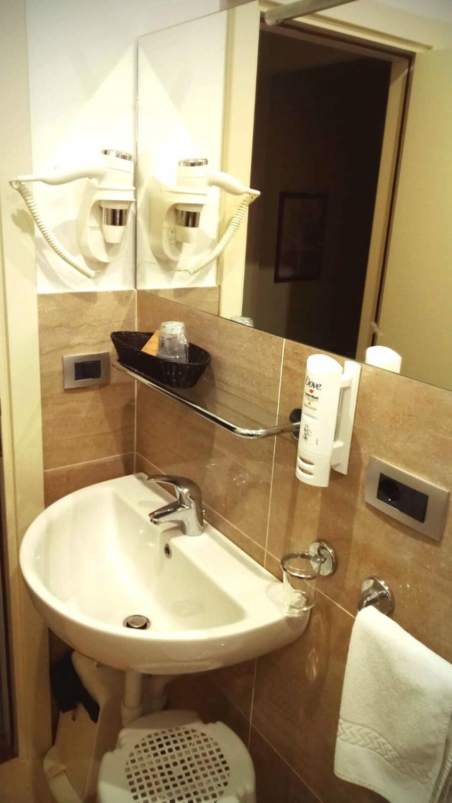 Double Room,1394157110:JPEG
