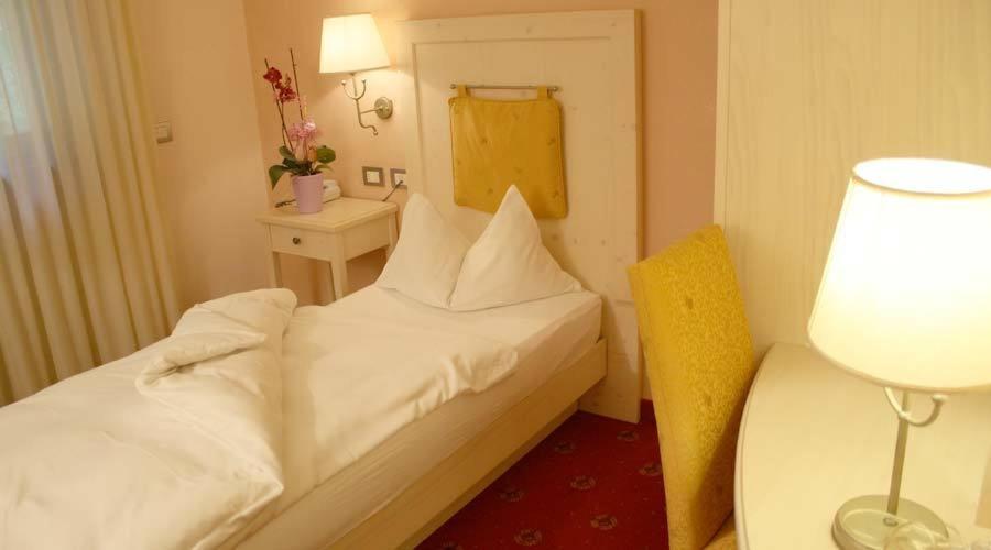 Single Room,342986626:JPEG