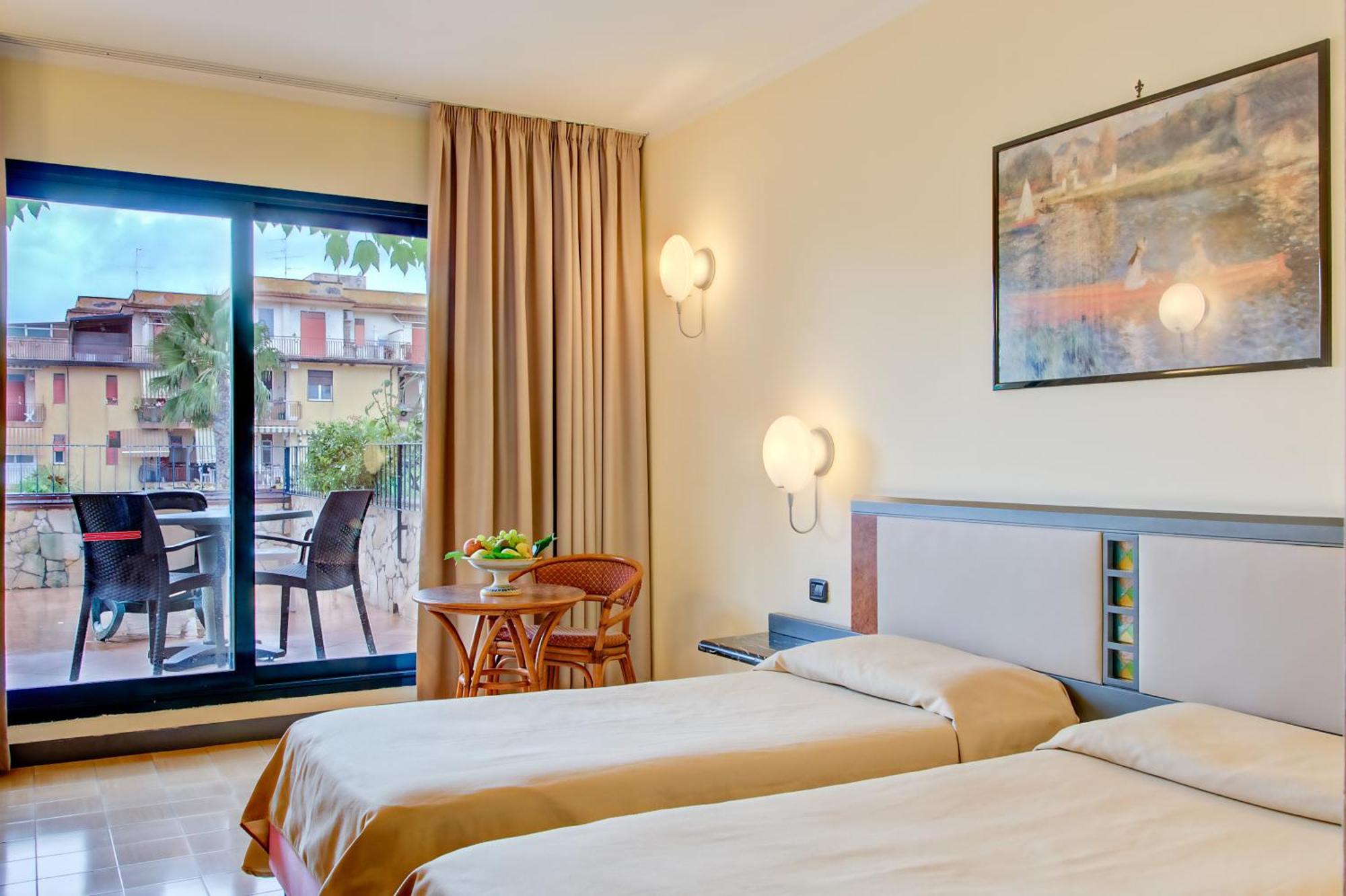 Deluxe Double or Twin Room with Balcony,1257079591:JPEG