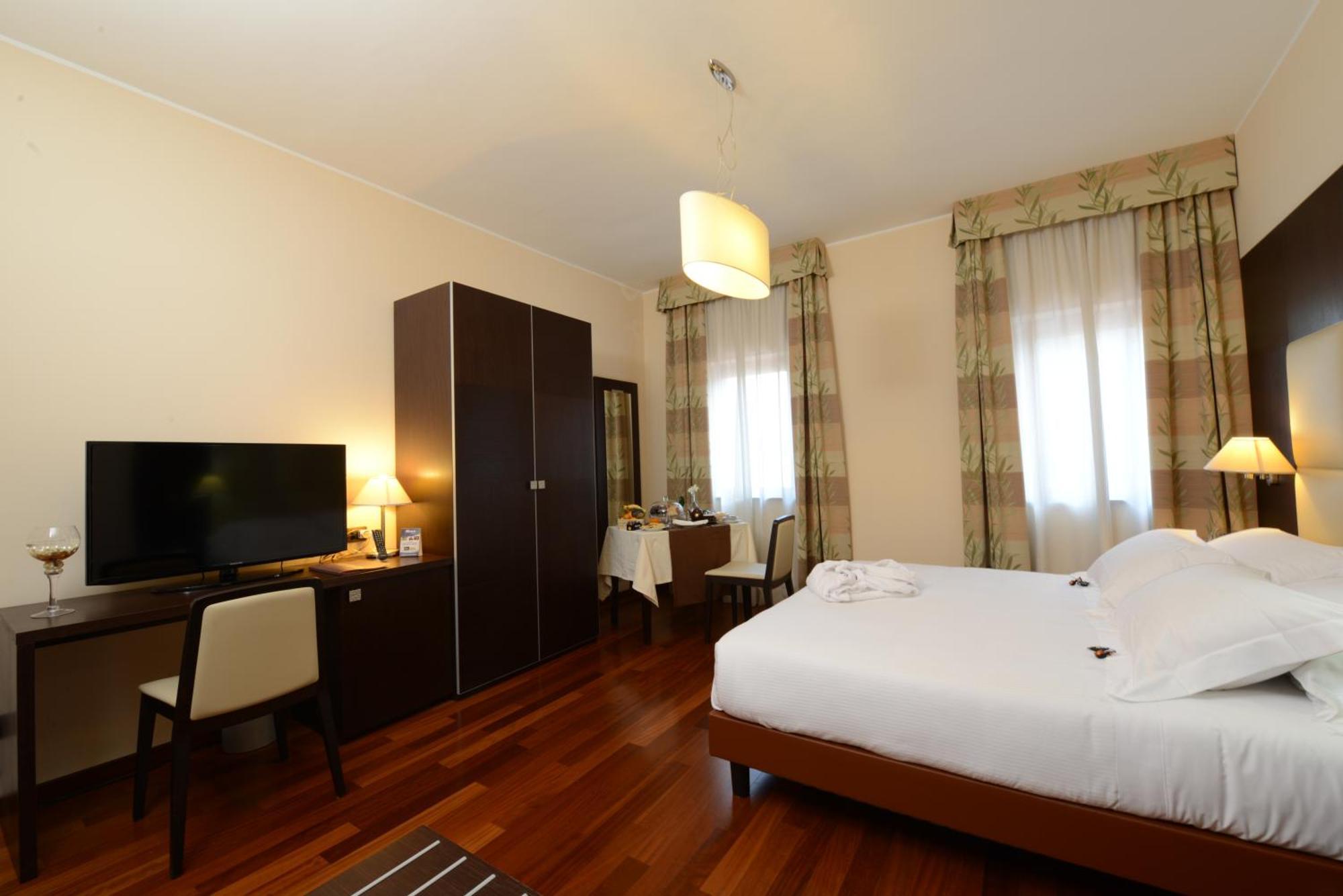 Superior Double or Twin Room,1661640248:JPEG