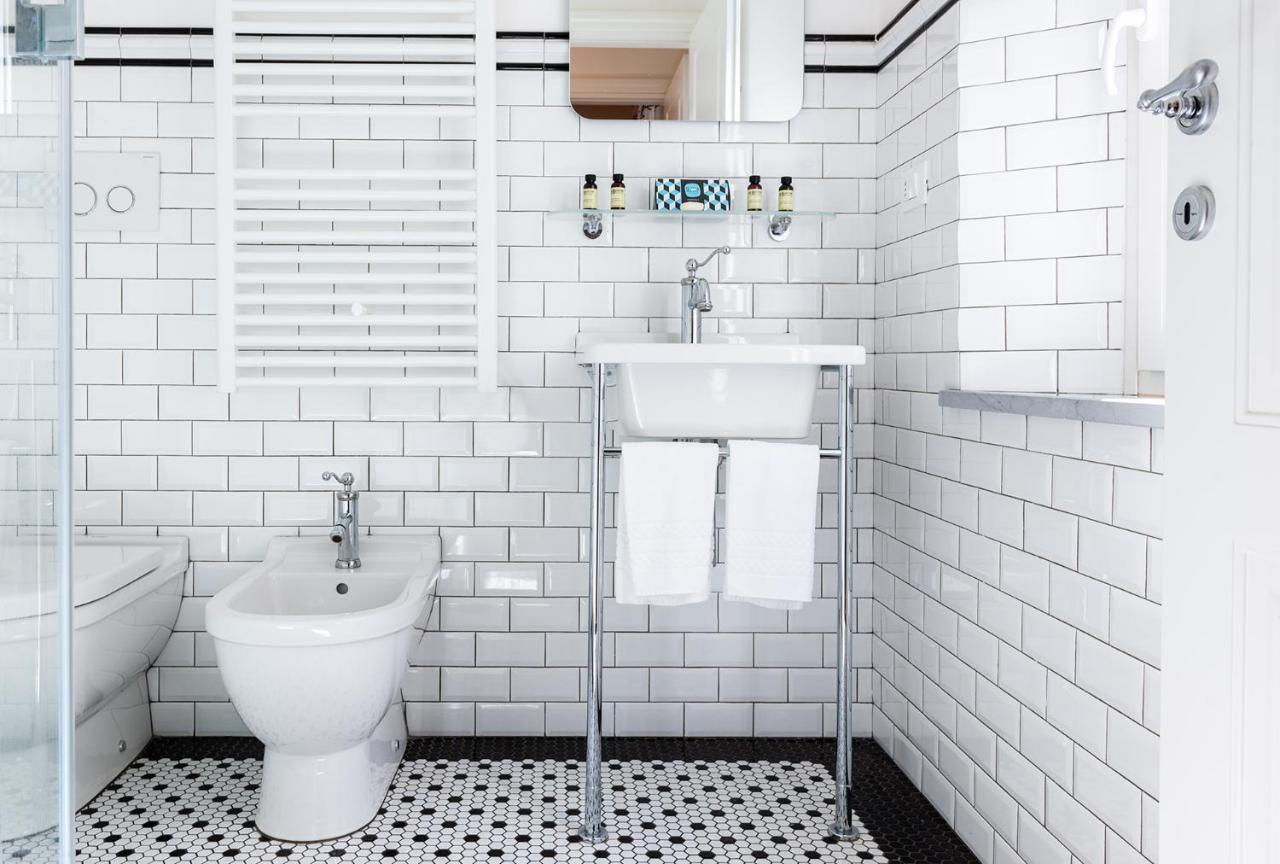 Double Room,1225573391:JPEG