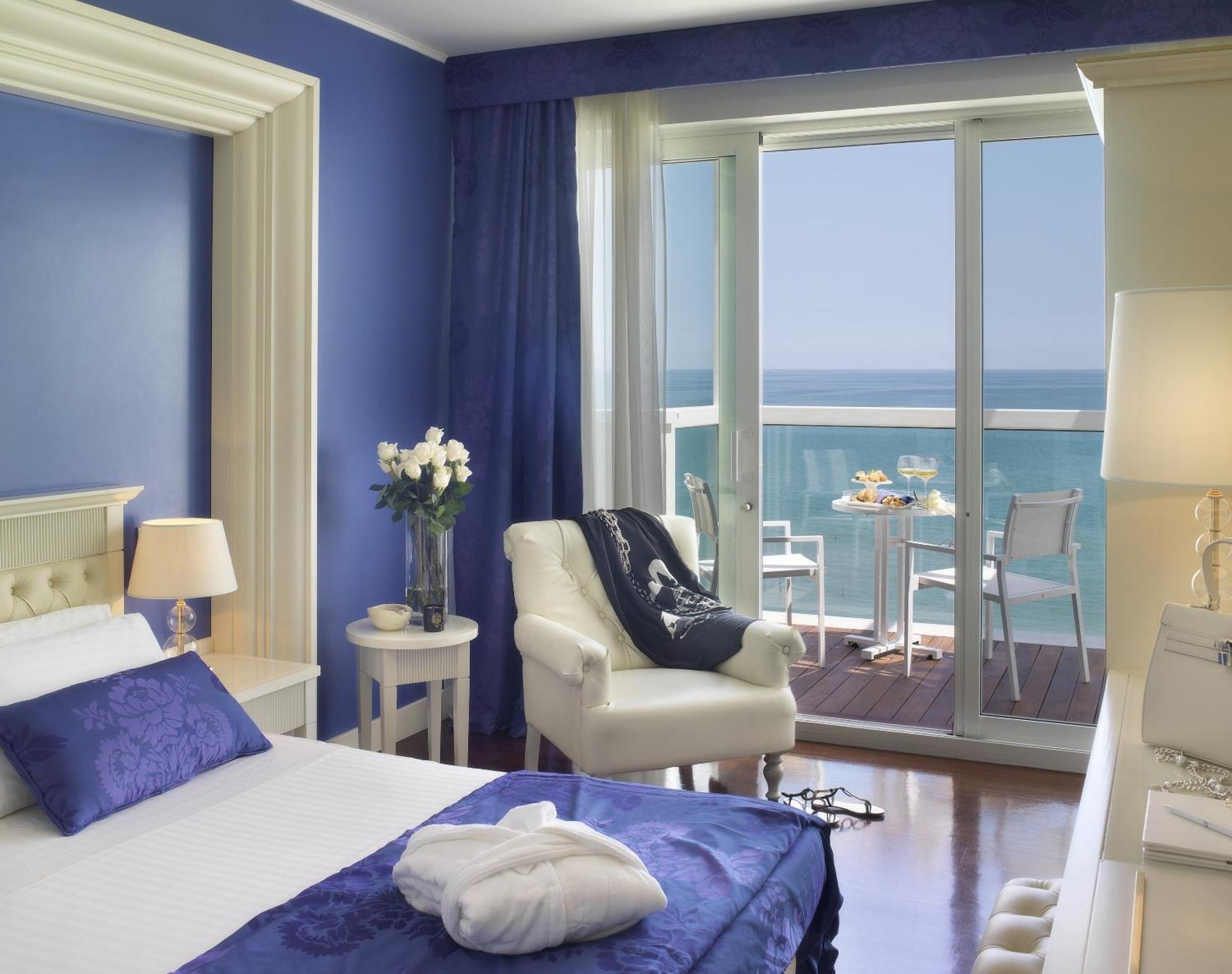 King Room with Sea View,70228856:JPEG