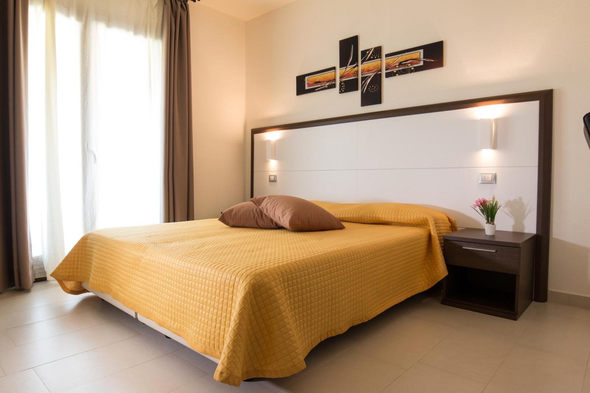 Superior Double or Twin Room with Patio - Disability Access,1244859235:JPEG