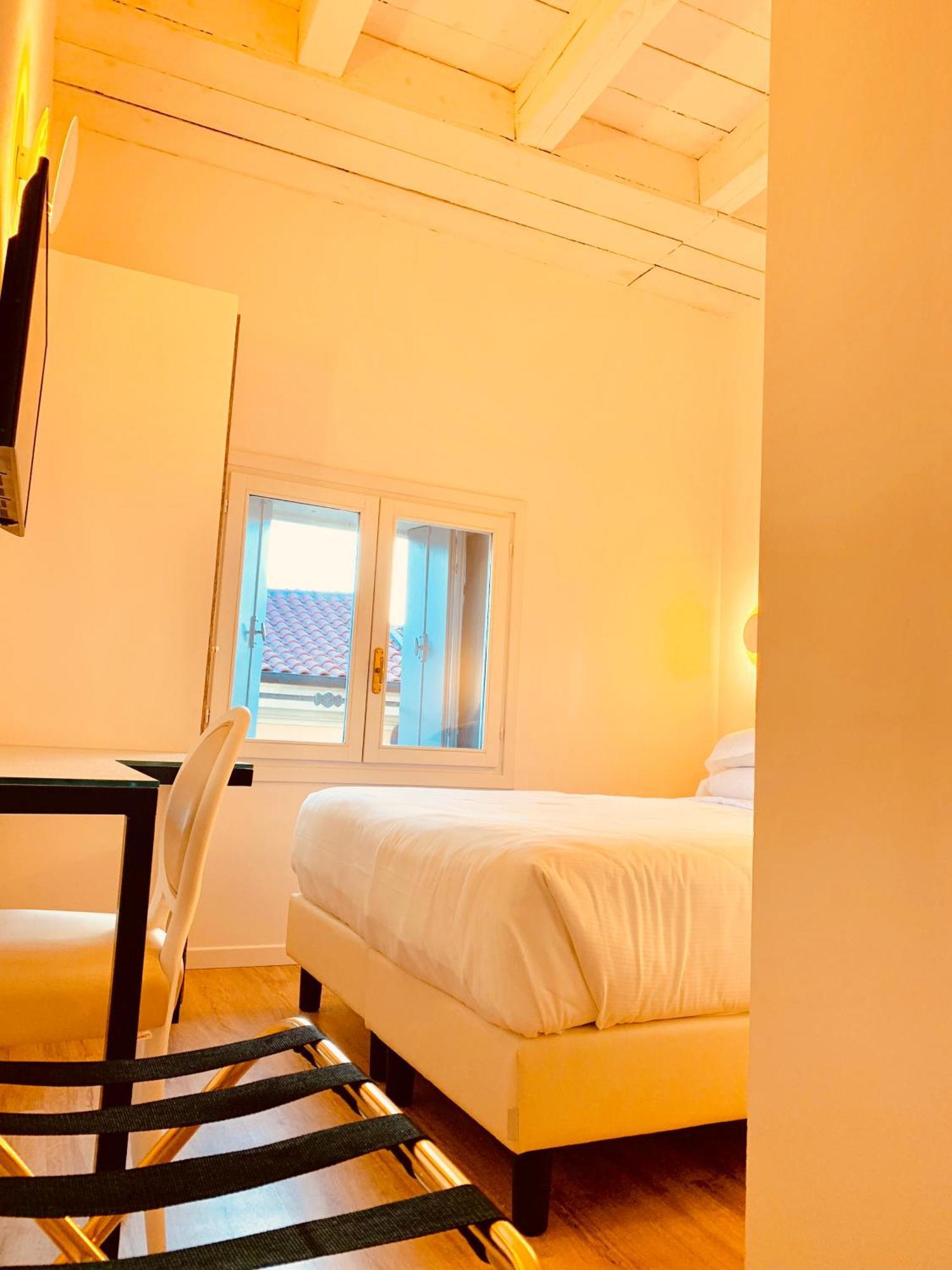 Economy Single Room