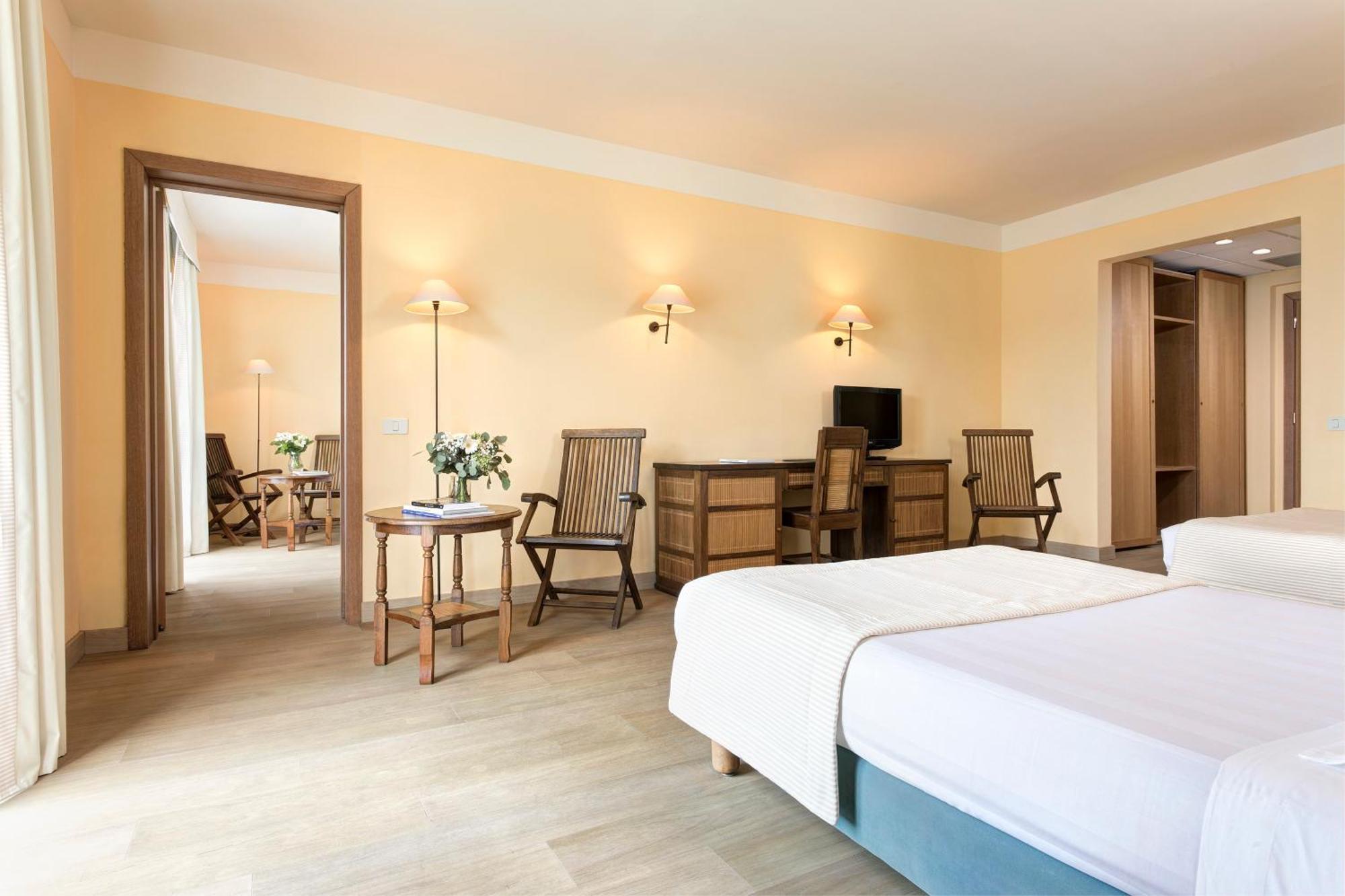 Twin Room with Sea View