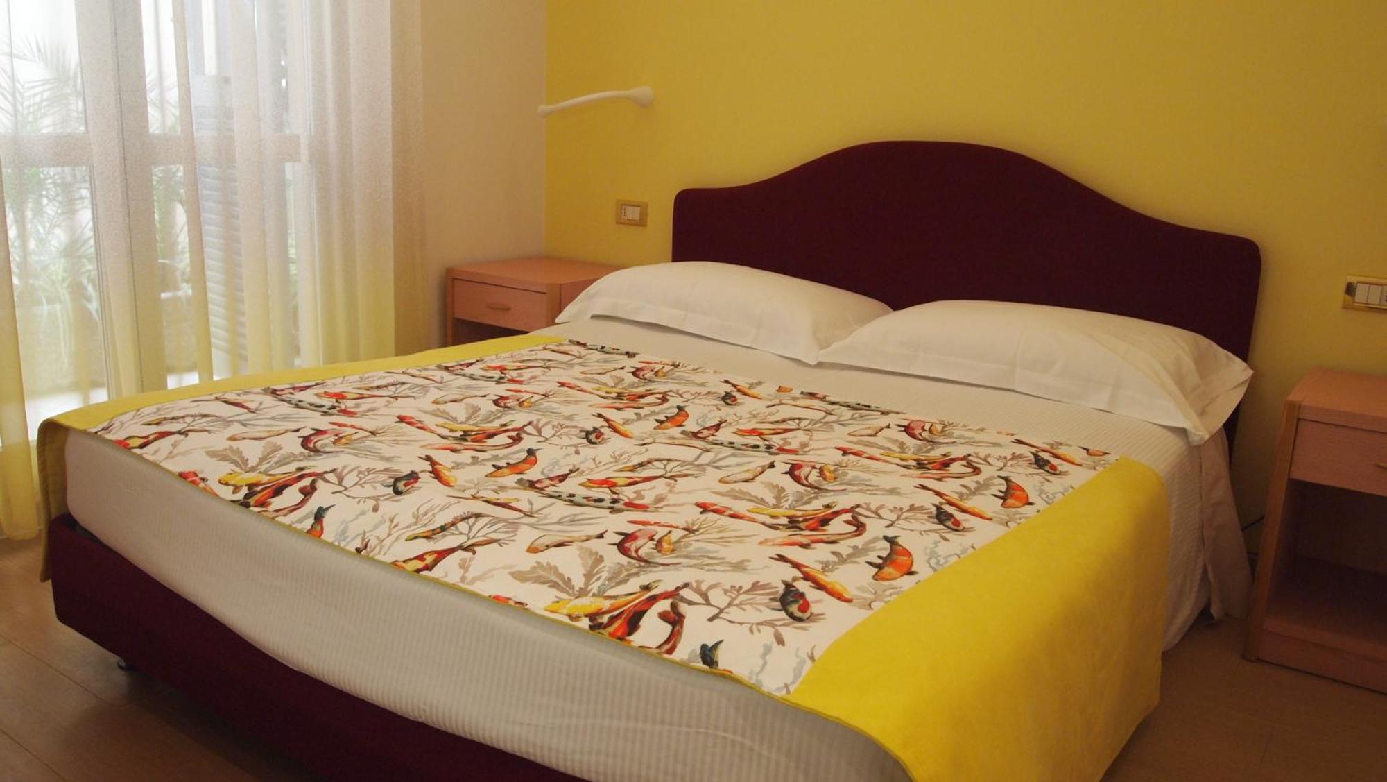 Basic Double Room,1263399154:JPEG