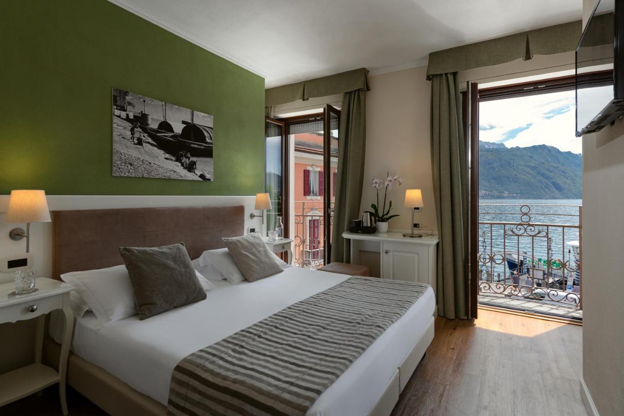 Double Room with Lake View
