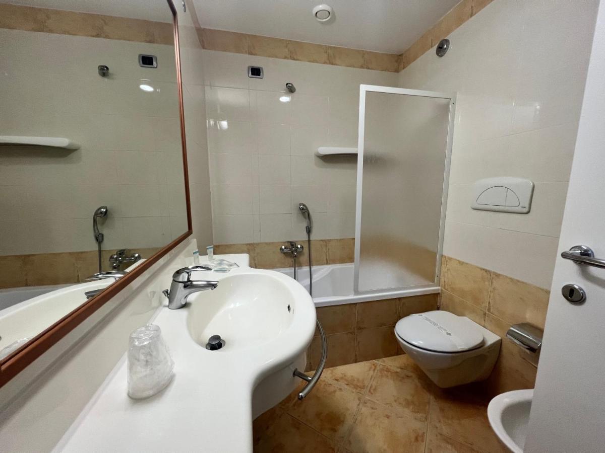 Superior Double or Twin Room Sea View