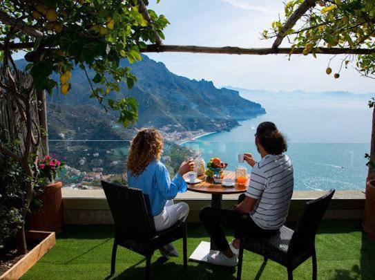 Habitación Doble con balcón y vistas al mar