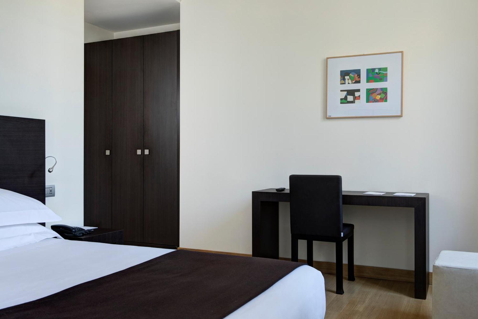 Standard Double Room,1656172361:JPEG